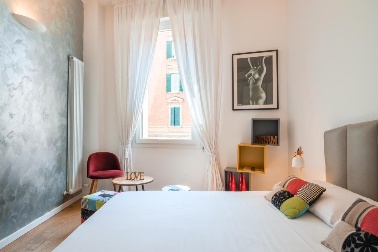Tempobiancosuites Bologna Bagian luar foto