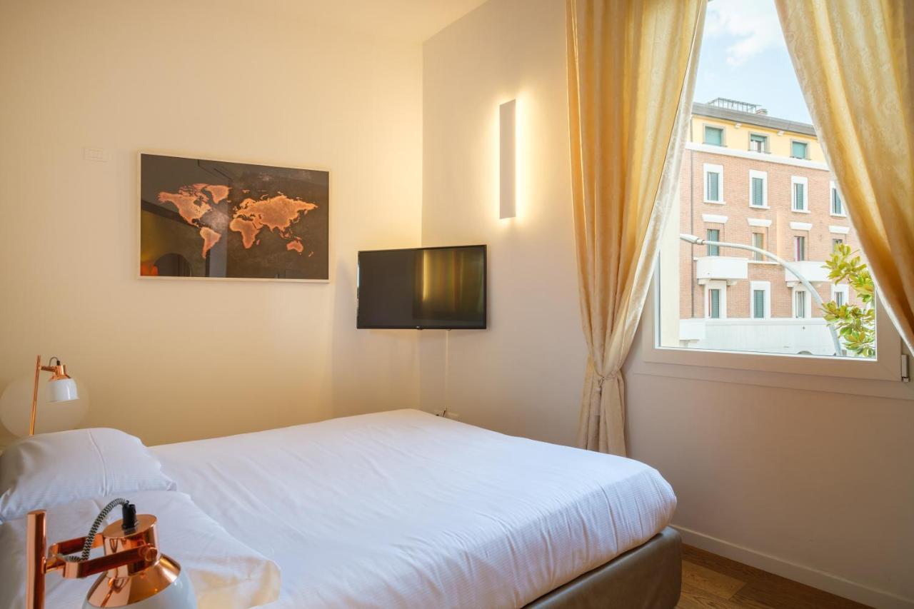 Tempobiancosuites Bologna Bagian luar foto